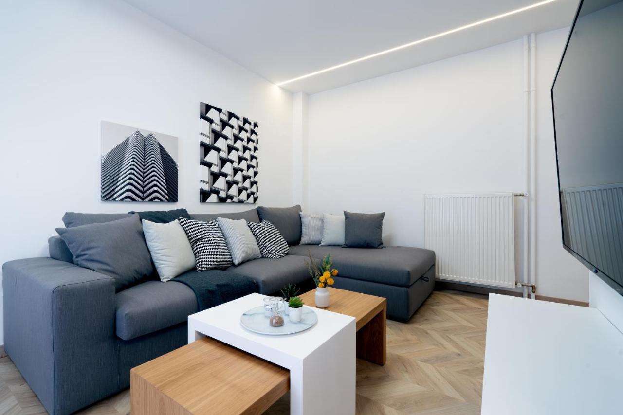 Pagrati'S Best Apartment Athén Kültér fotó